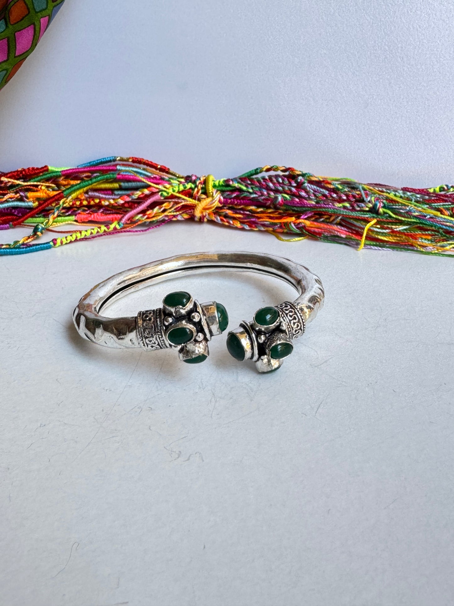 Bracciale boho argentato verde