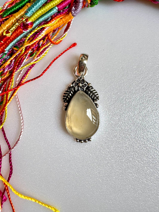 Ciondolo argentato agata