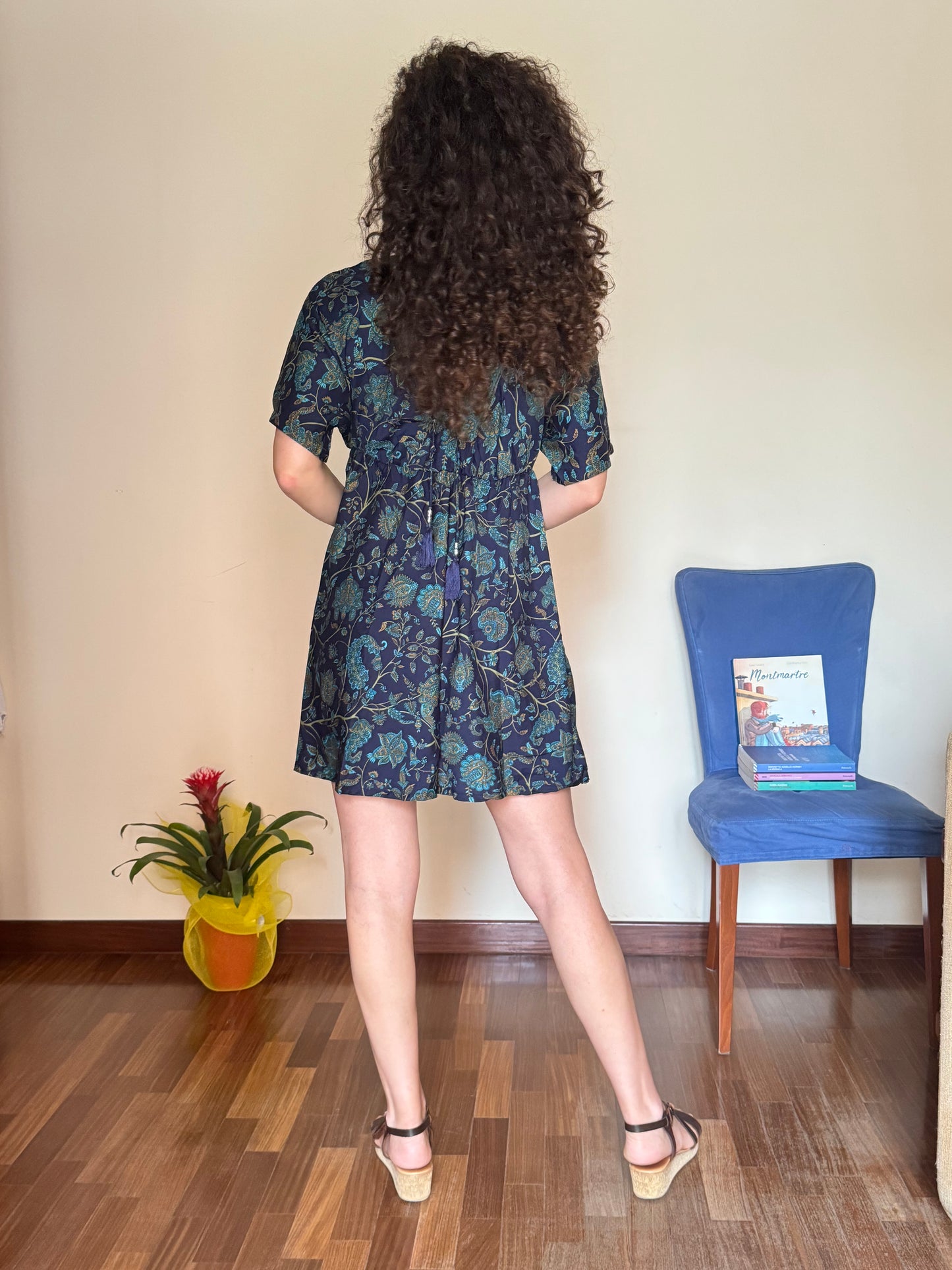 V50 short dress