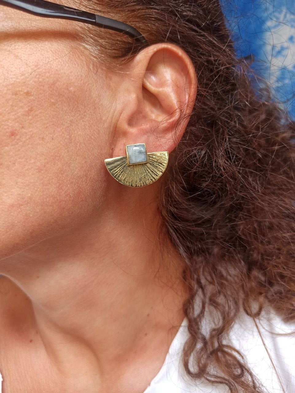 Orecchini boho dorato ginkgo pietra di luna