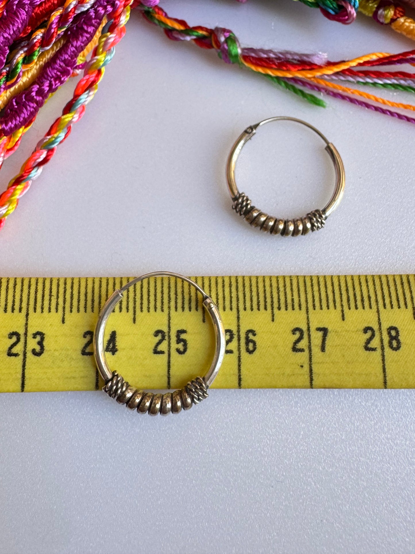 Orecchino singolo cerchio boho argento 925 1,8 cm W35 difettato