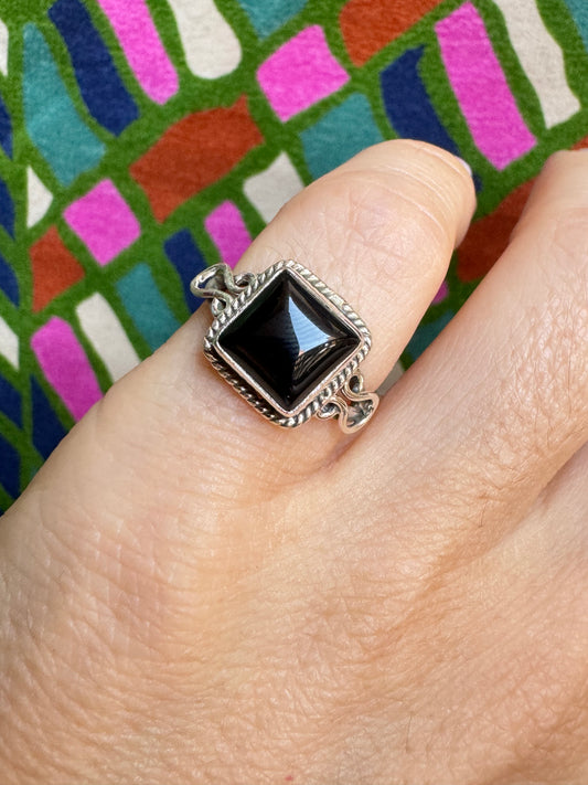 Black Onyx Silver Ring T94