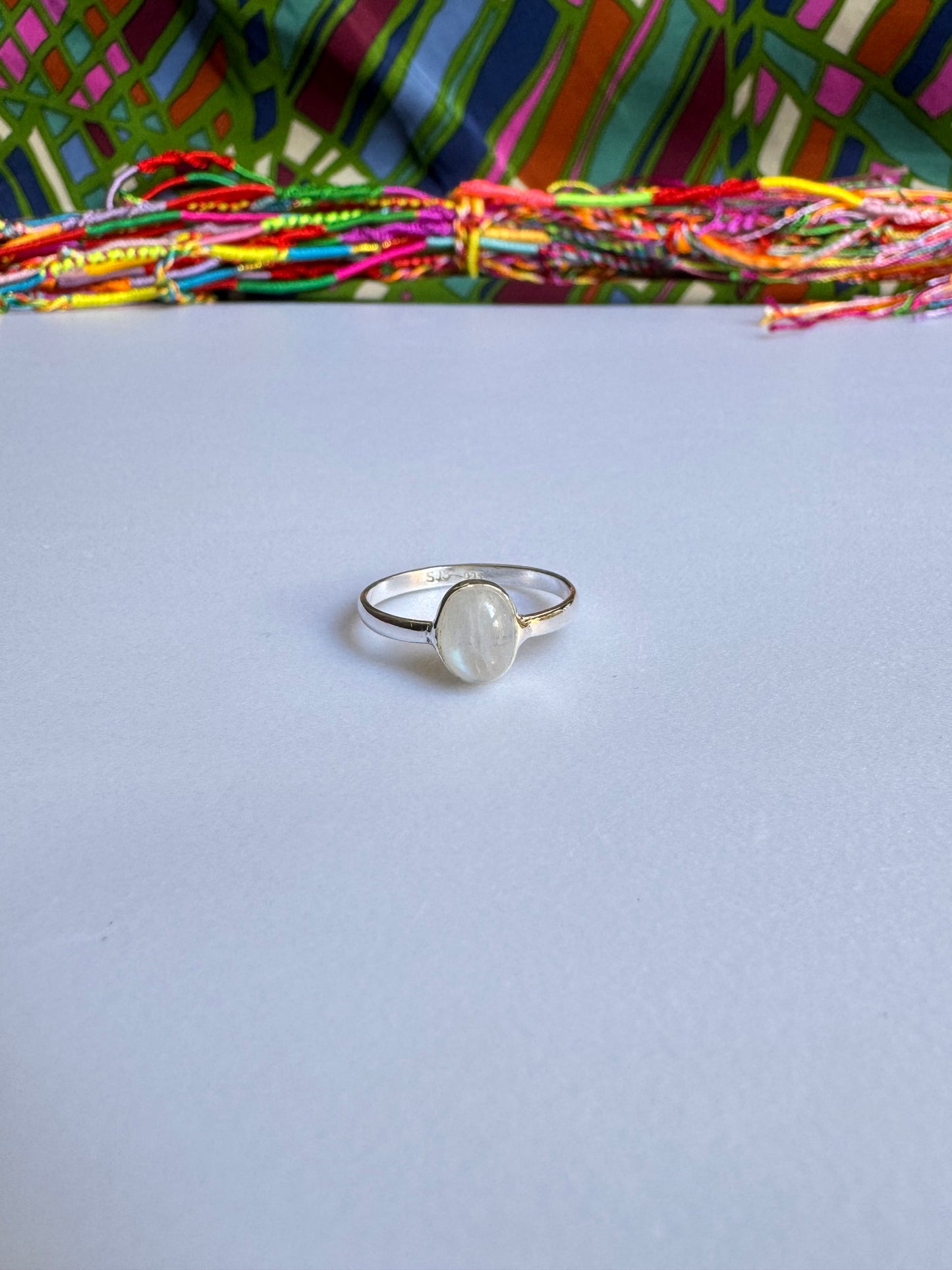 Lotto Ingrosso Anelli In Pietra Di Luna Arcobaleno - Argento Placcato 925 - Misure Miste - Foto 2