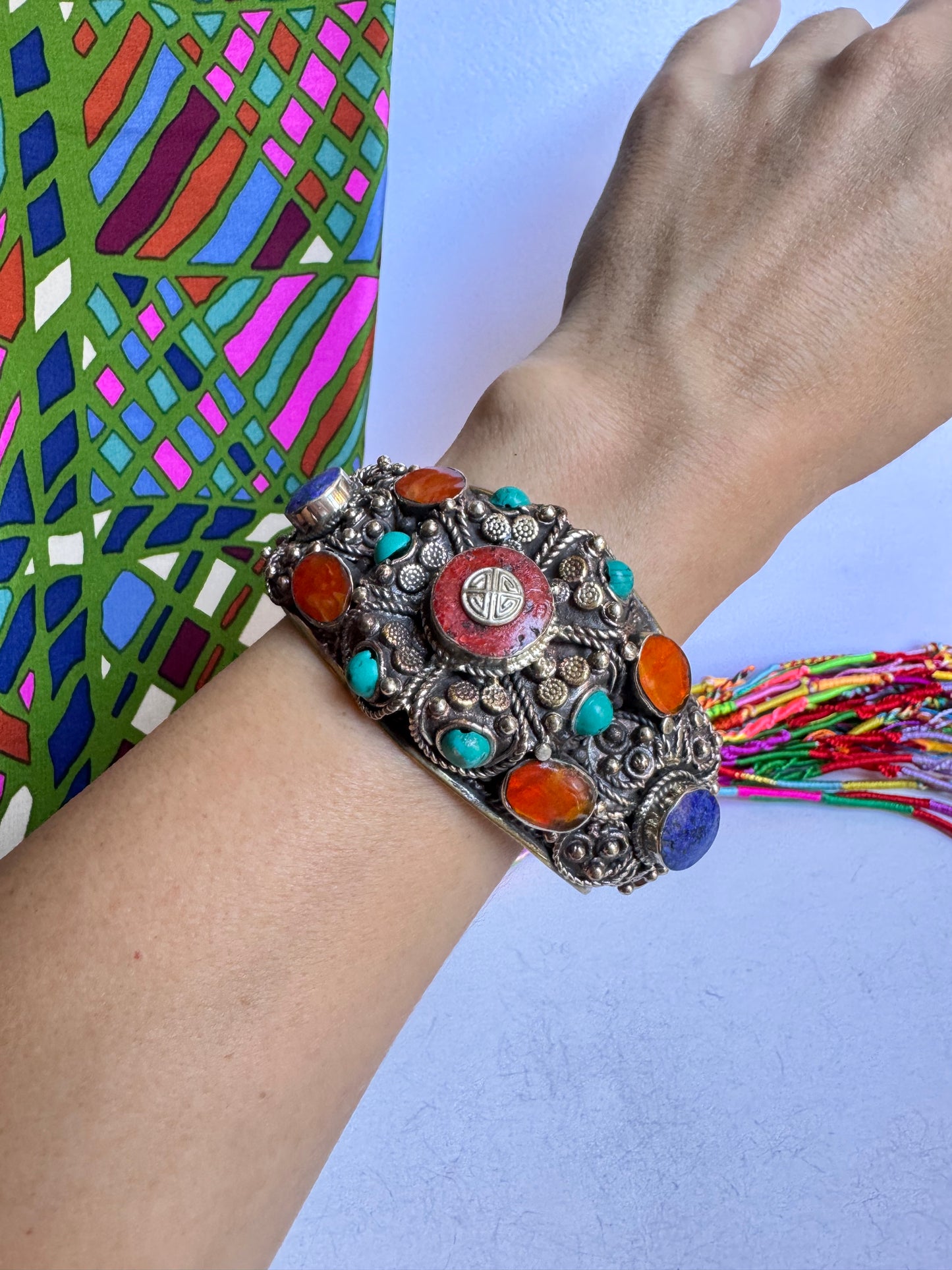 Bracciale rigido nepalese vintage