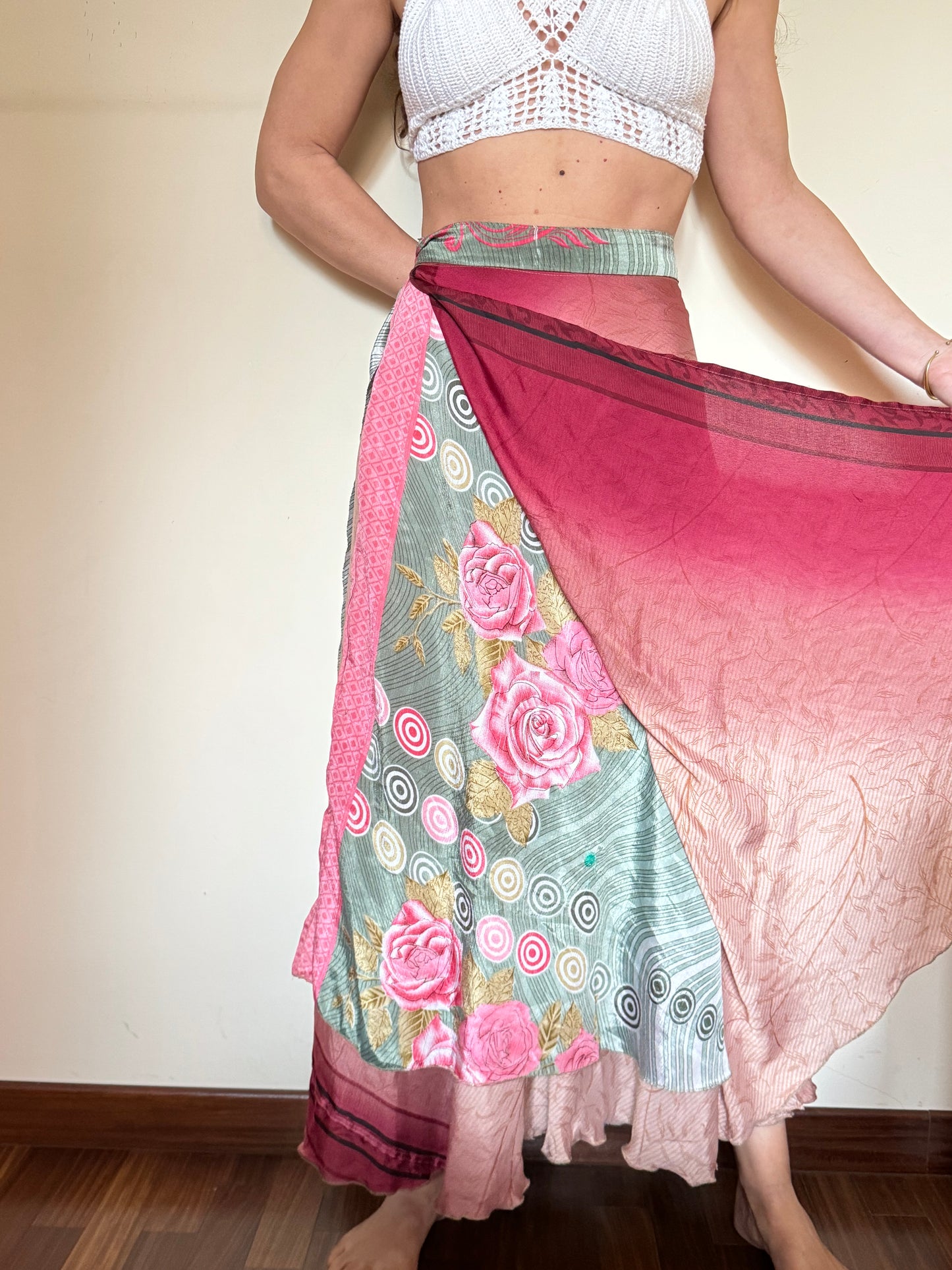 Offer Skirt wallet article Defected 38D
