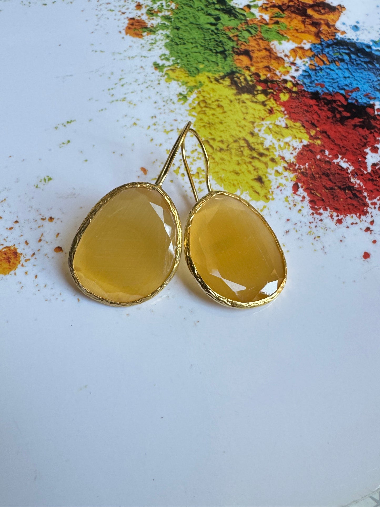 Light yellow drop stone earrings