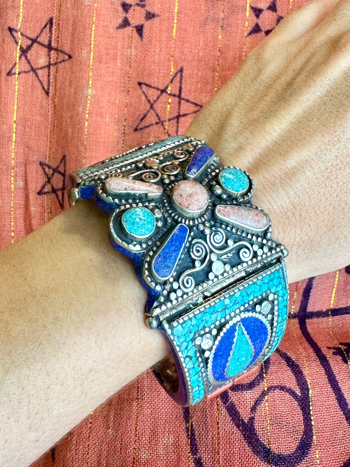 Vintage Nepalese pink and blue turquoise flower bangle bracelet