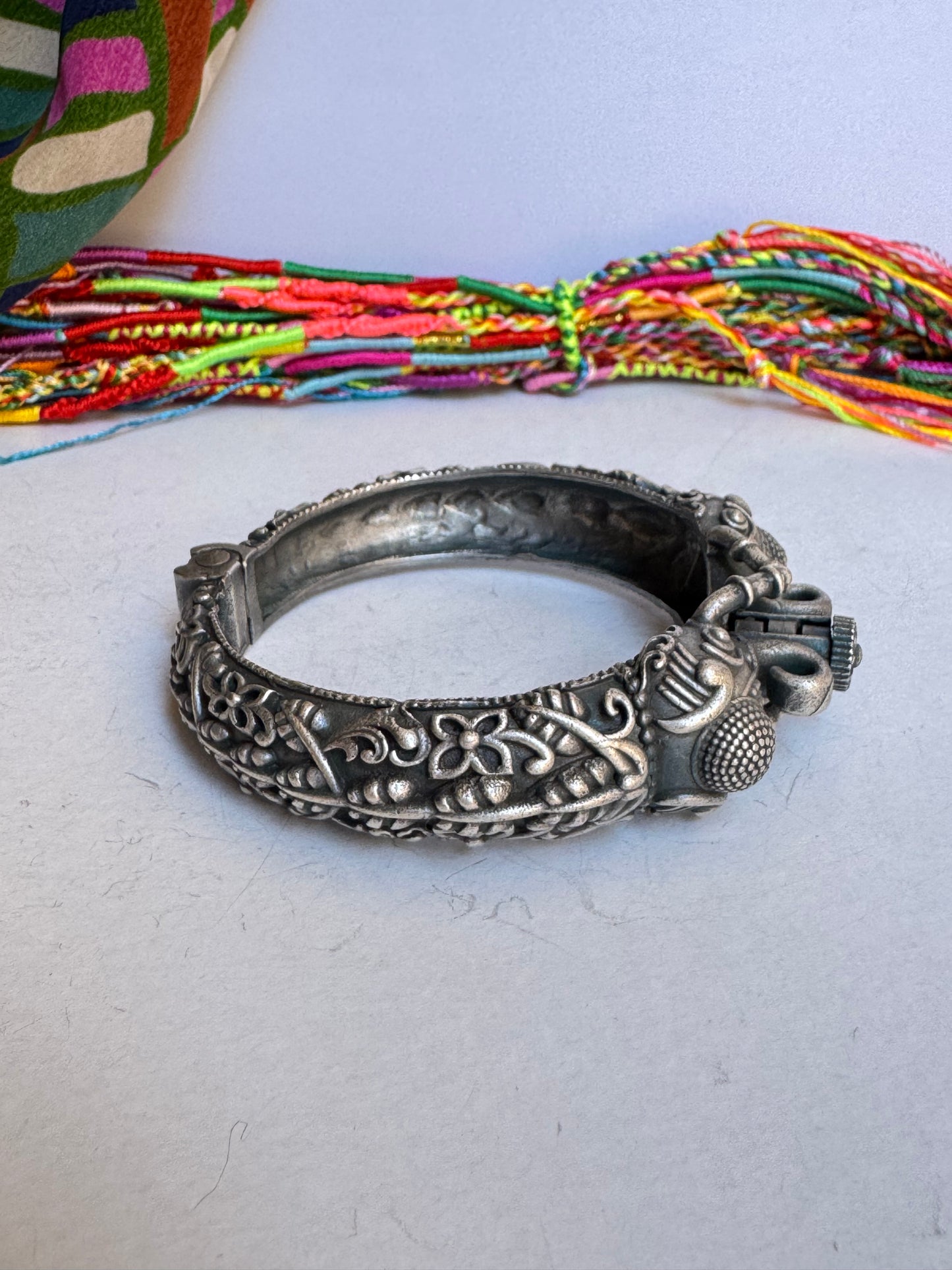 Bracciale bangle argentato