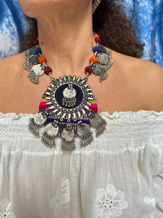 Traditionelle indische Halskette