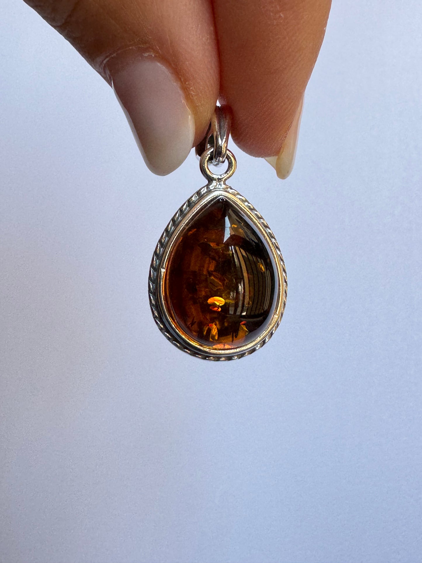 C18 amber 925 silver pendant