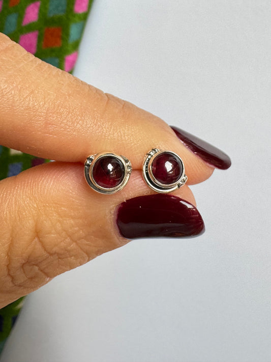 Mini 925 silver garnet stud earrings