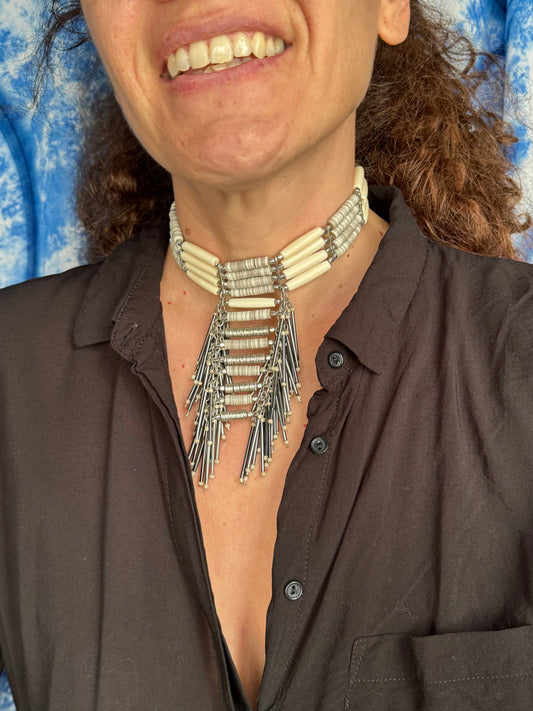 American Indian style collar