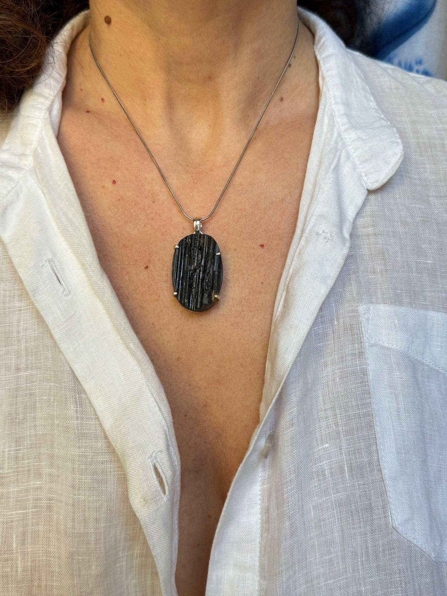 Ciondolo pendente argento 925 tormalina nera grezza 8K