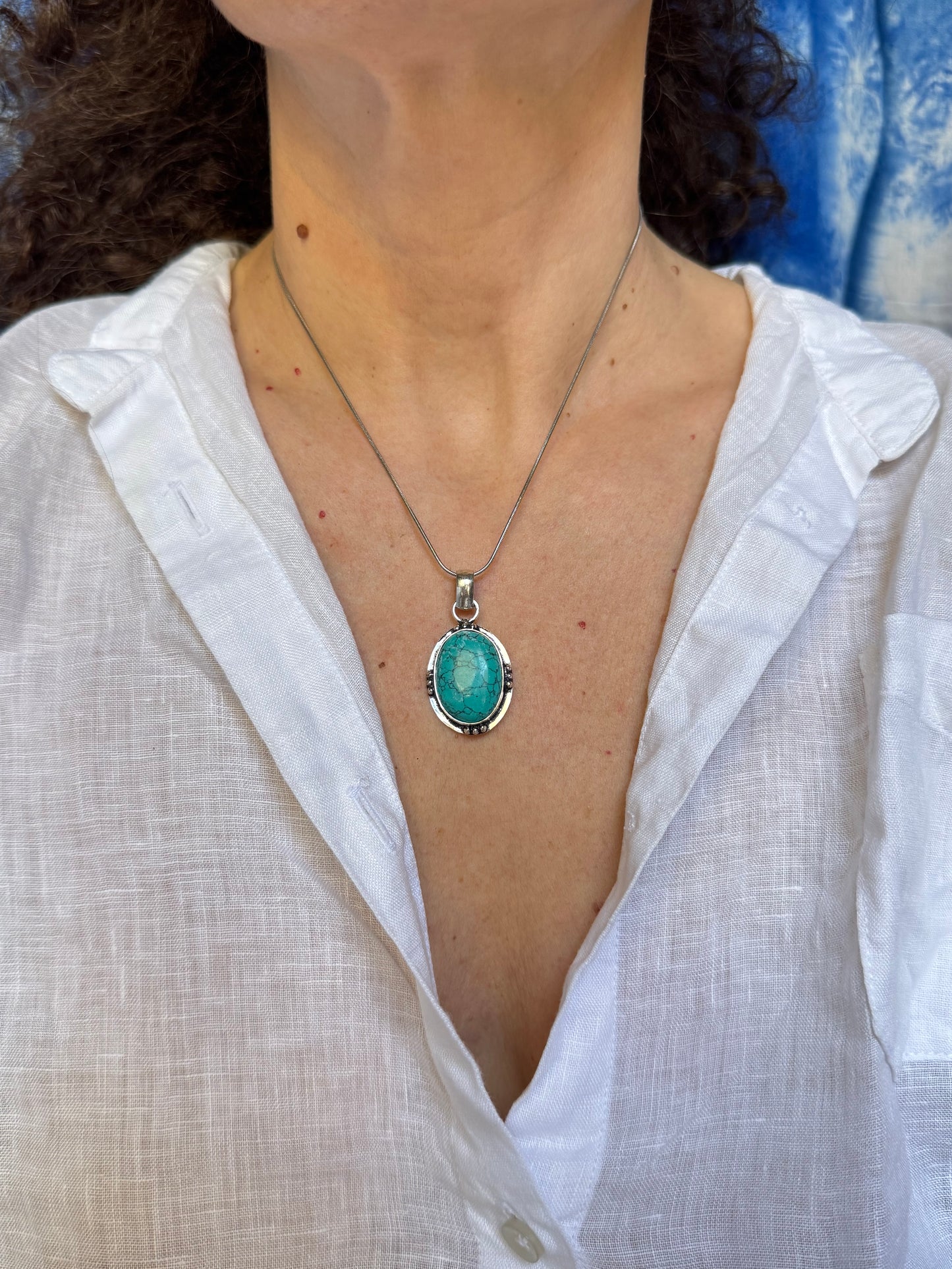 Ciondolo boho argentato howlite