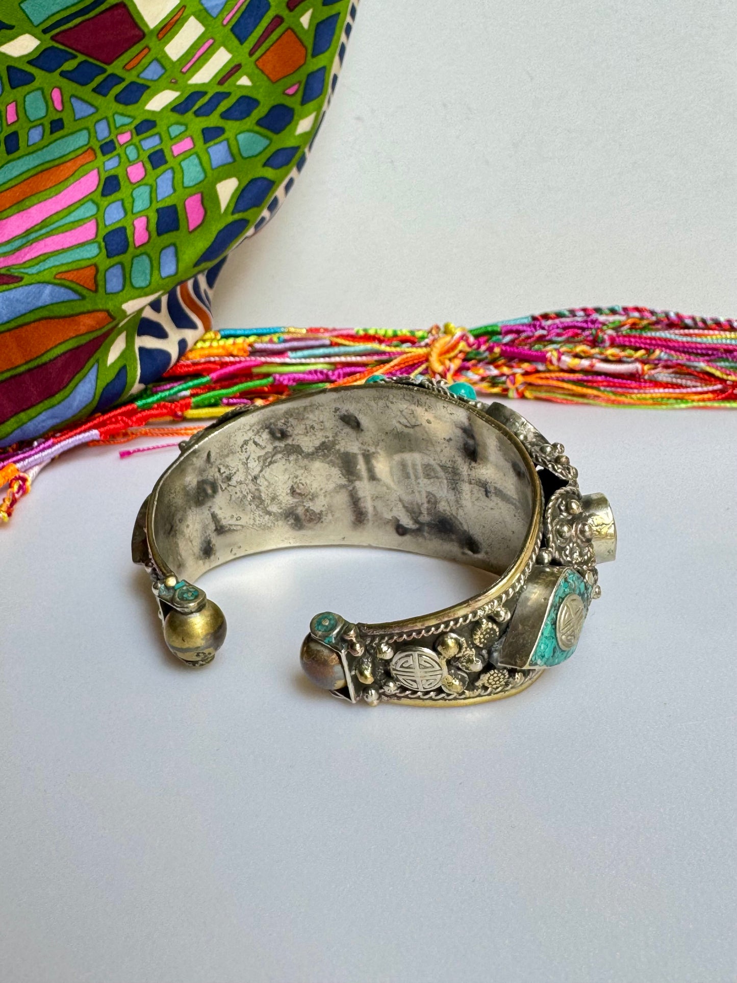 Bracciale rigido nepalese vintage