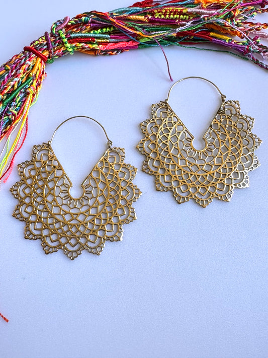 Orecchini boho dorati cerchi mandala