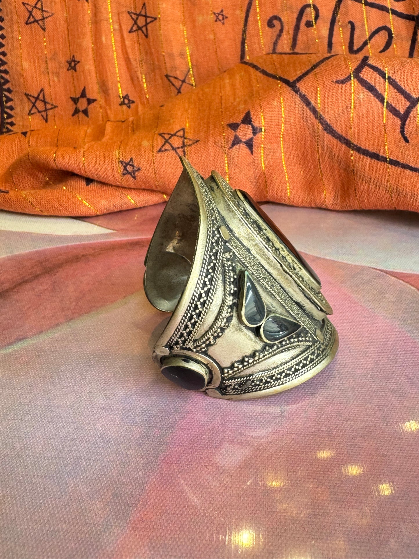 Antique vintage agate open slave bracelet