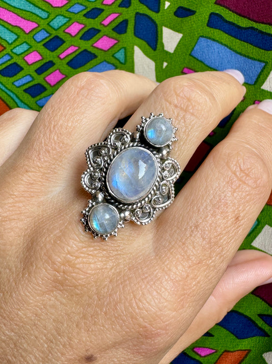 925 Silver Ring Rainbow Moonstone Size 17- Z17