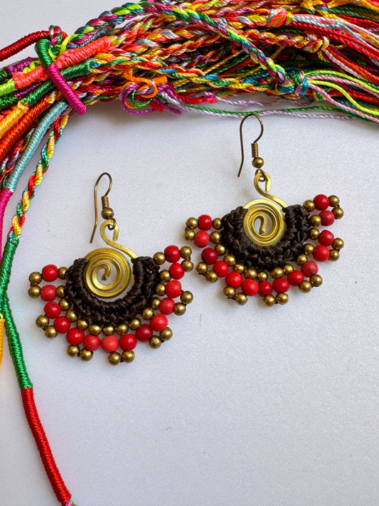 Golden macramé earrings