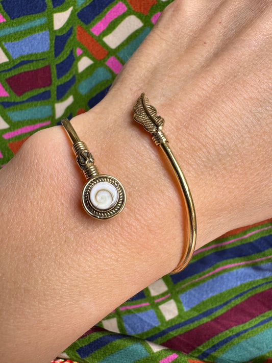 Goldenes Boho-Armband mit Shivas Auge