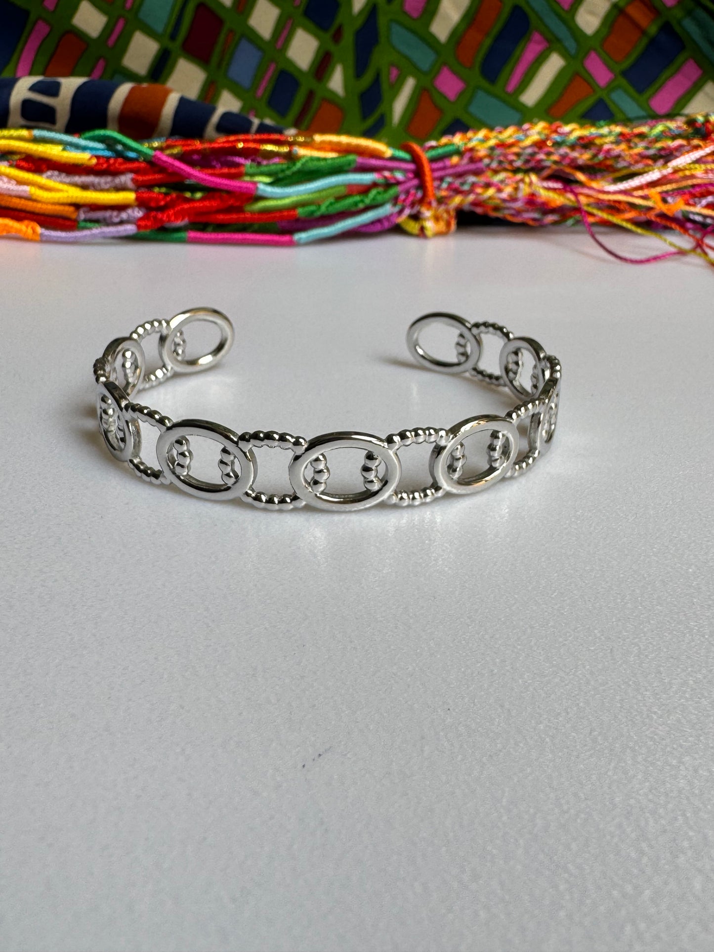 Steel bracelet links