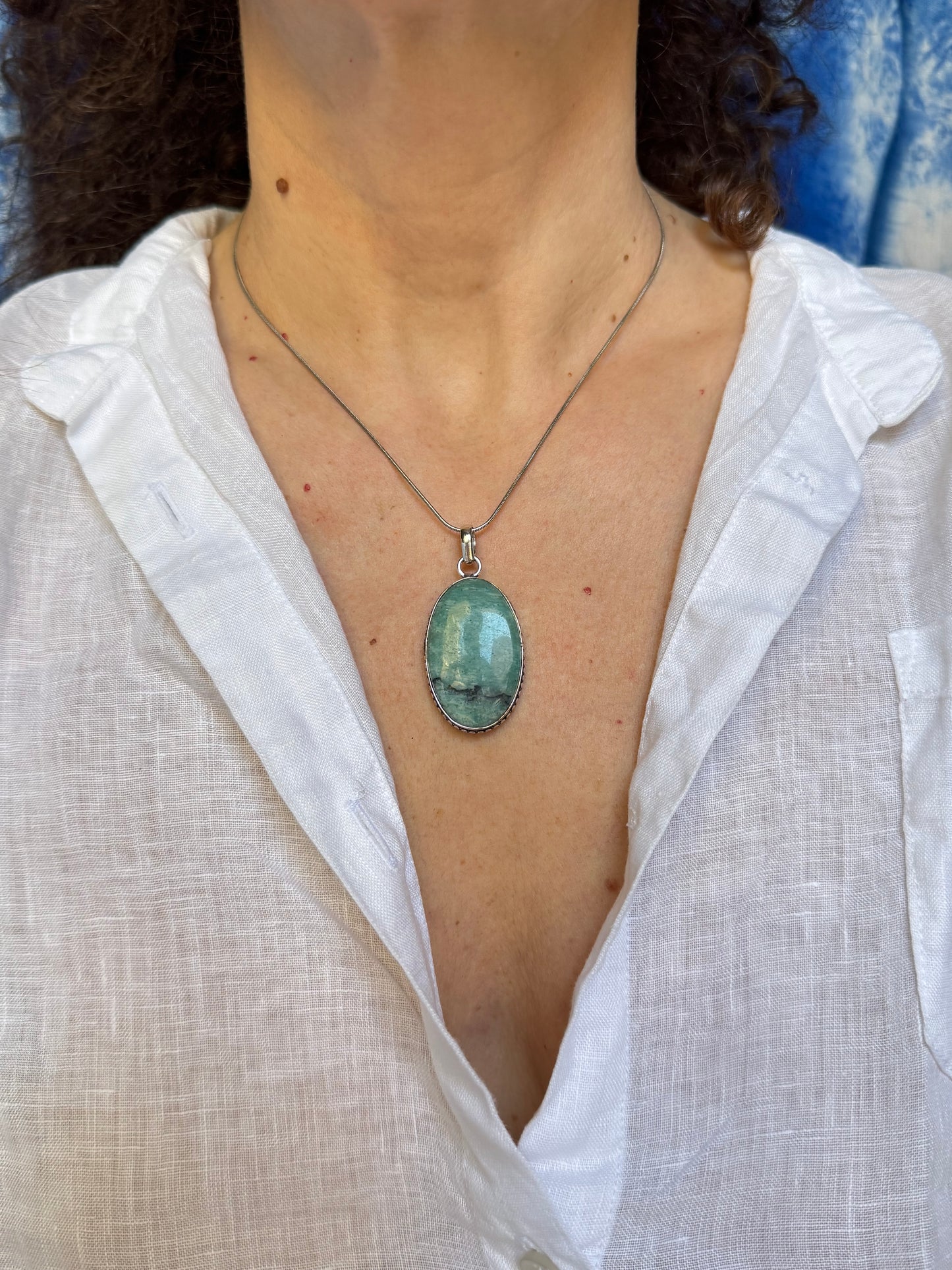 Ciondolo boho argentato amazzonite