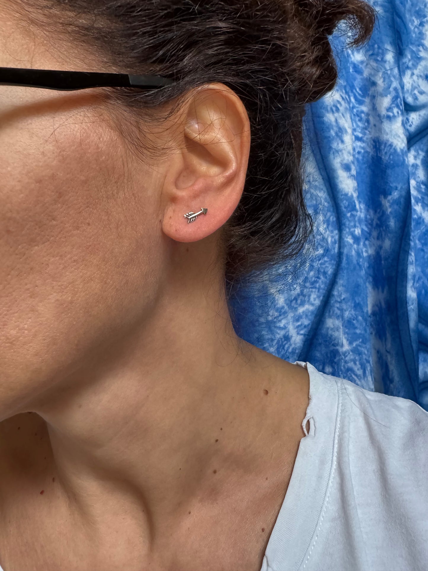 925 silver single lobe arrow earring