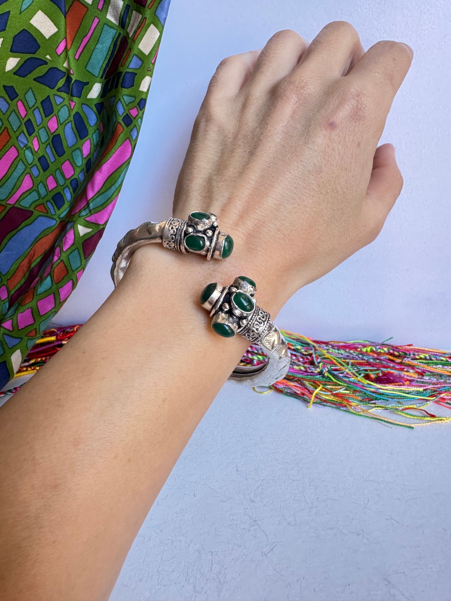 Bracciale boho argentato verde