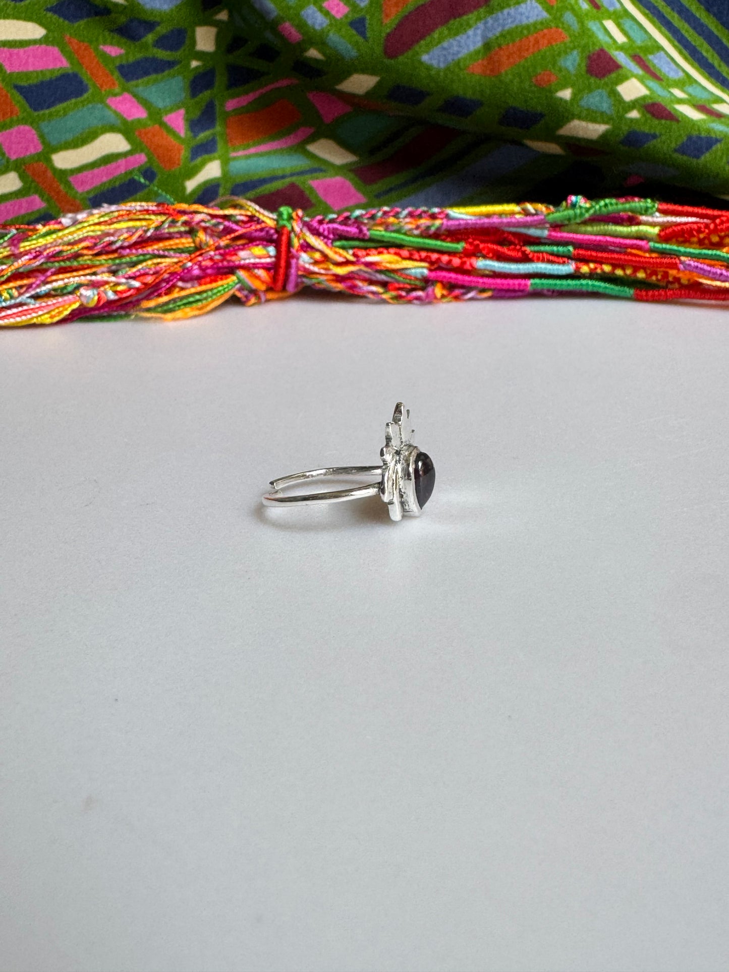 Lila-silberner Boho-Ring