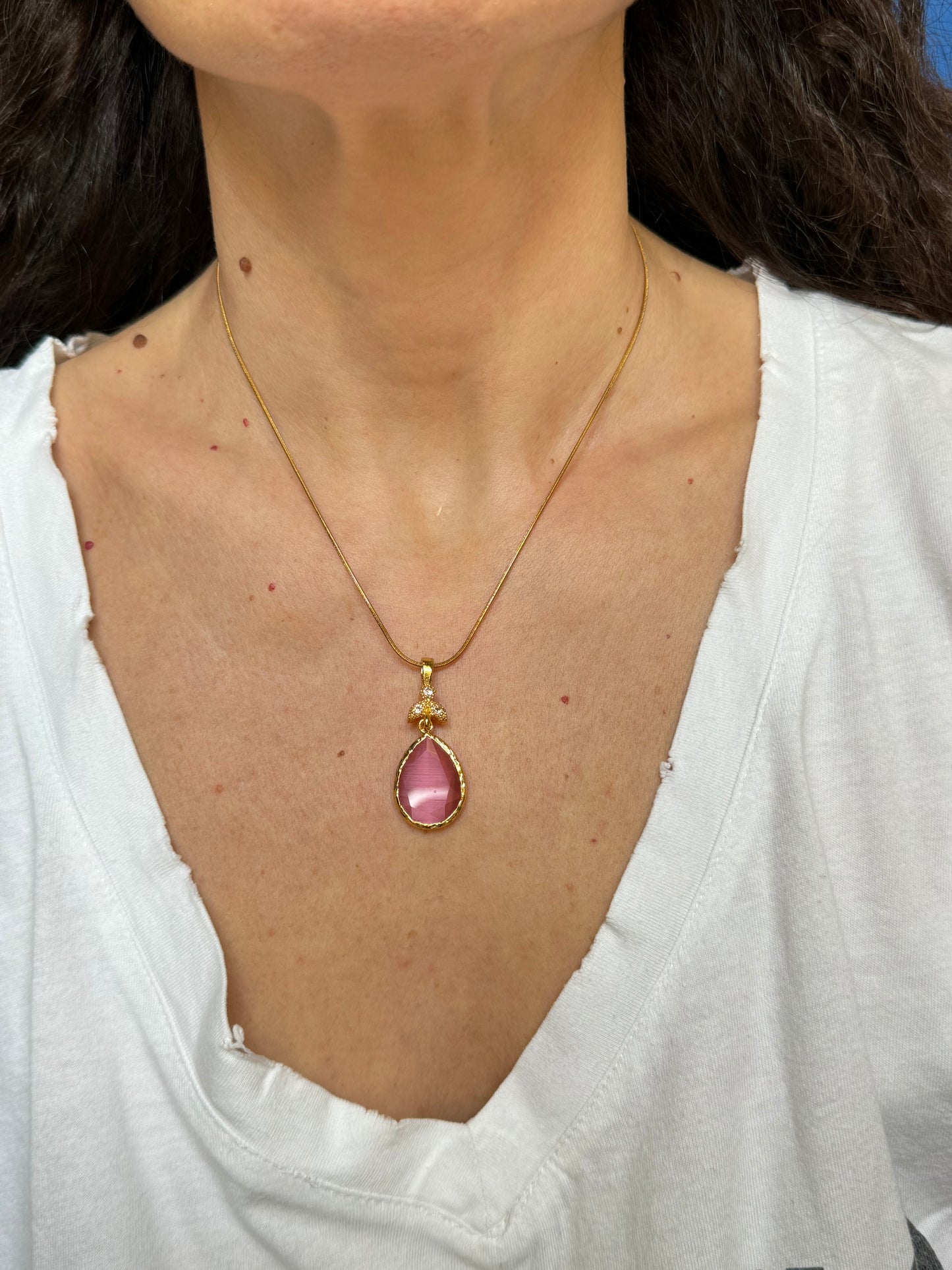 Pink drop stone pendant