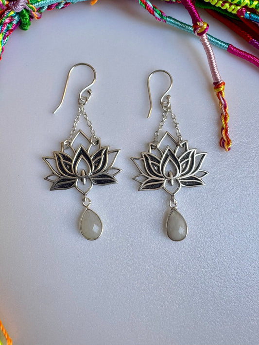 Boho-Ohrringe aus Silber mit Mondstein