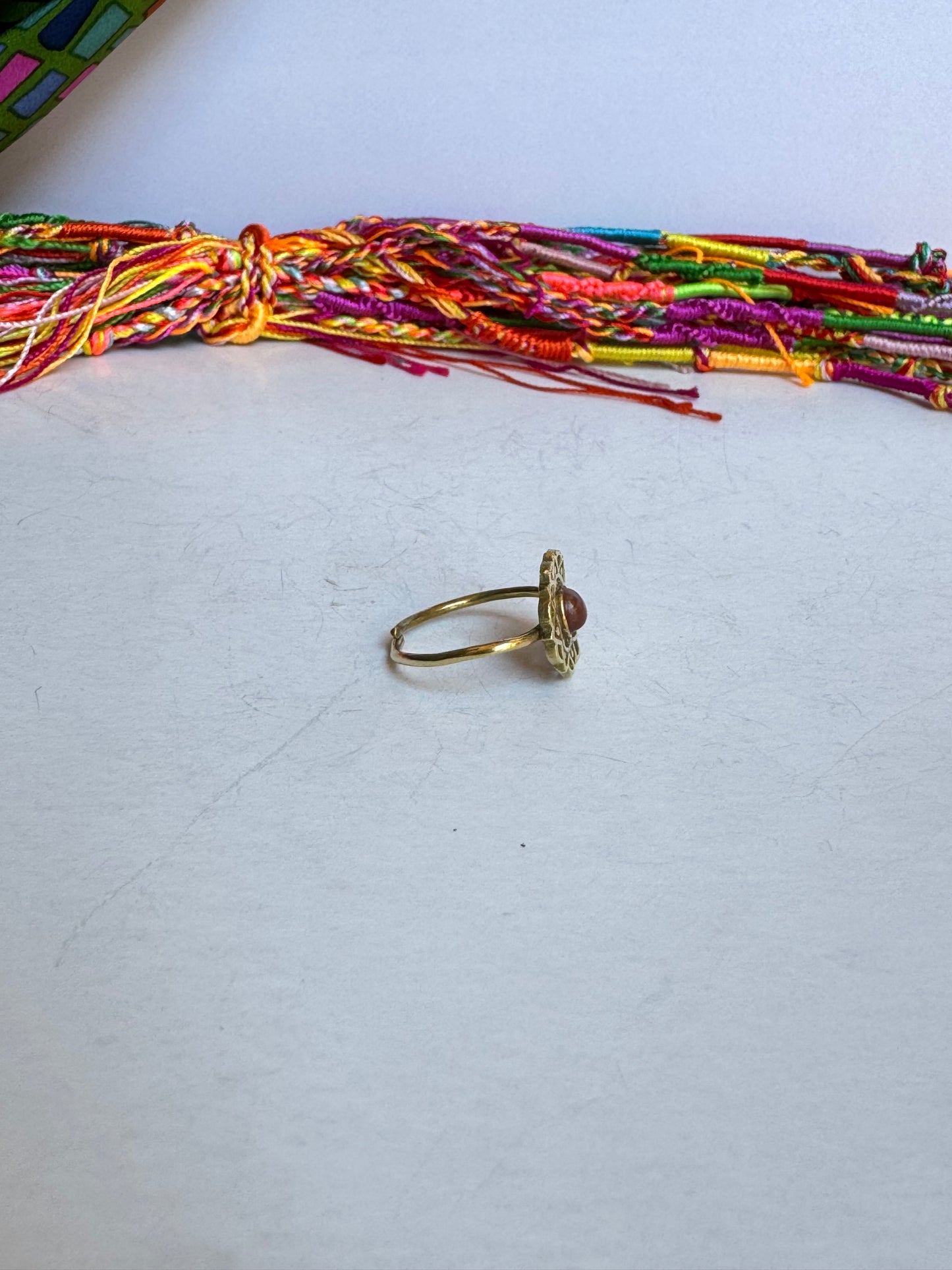 Anello boho dorato rosso