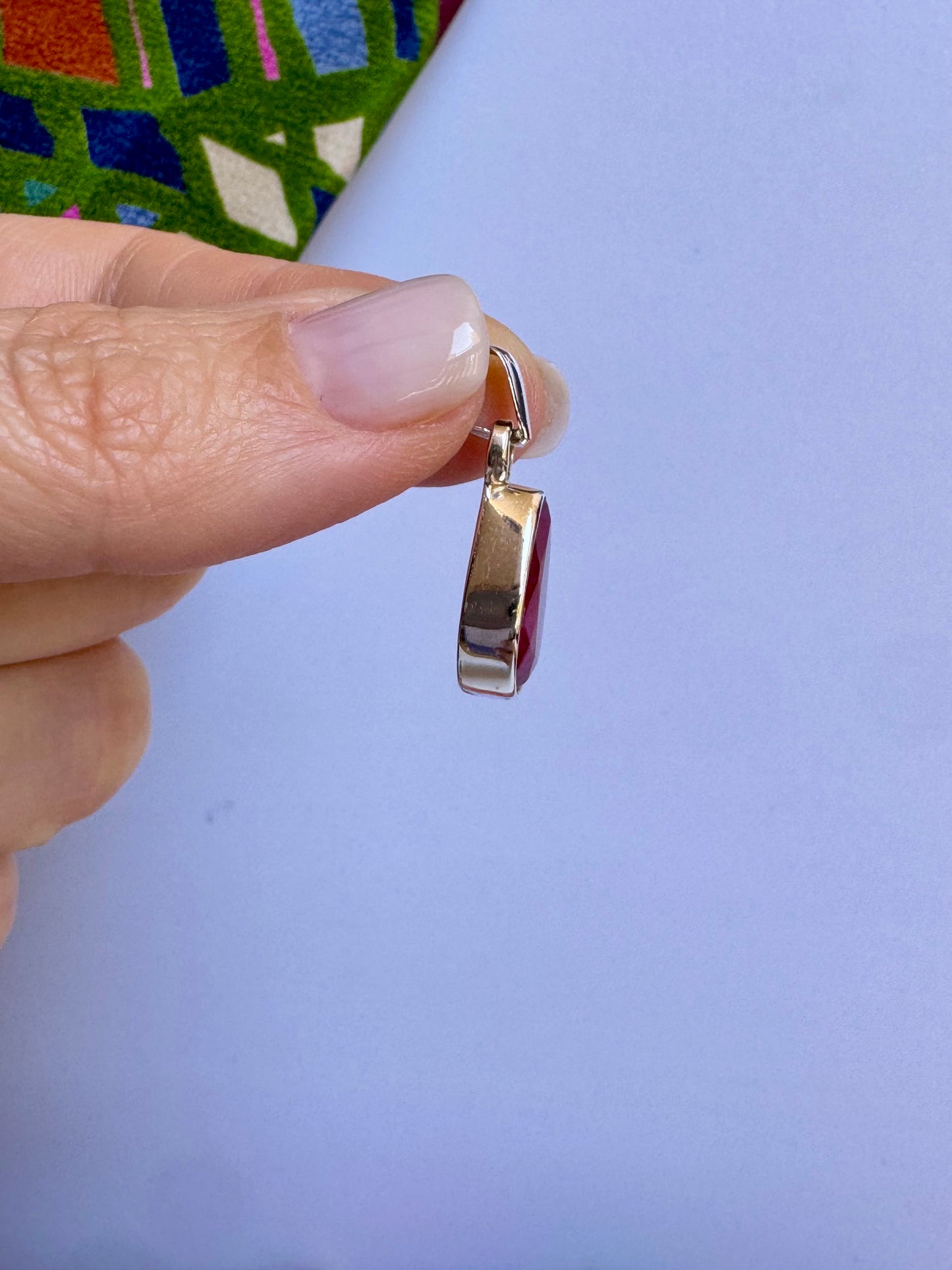 Ciondolo argento 925 radice di rubino 4AQ
