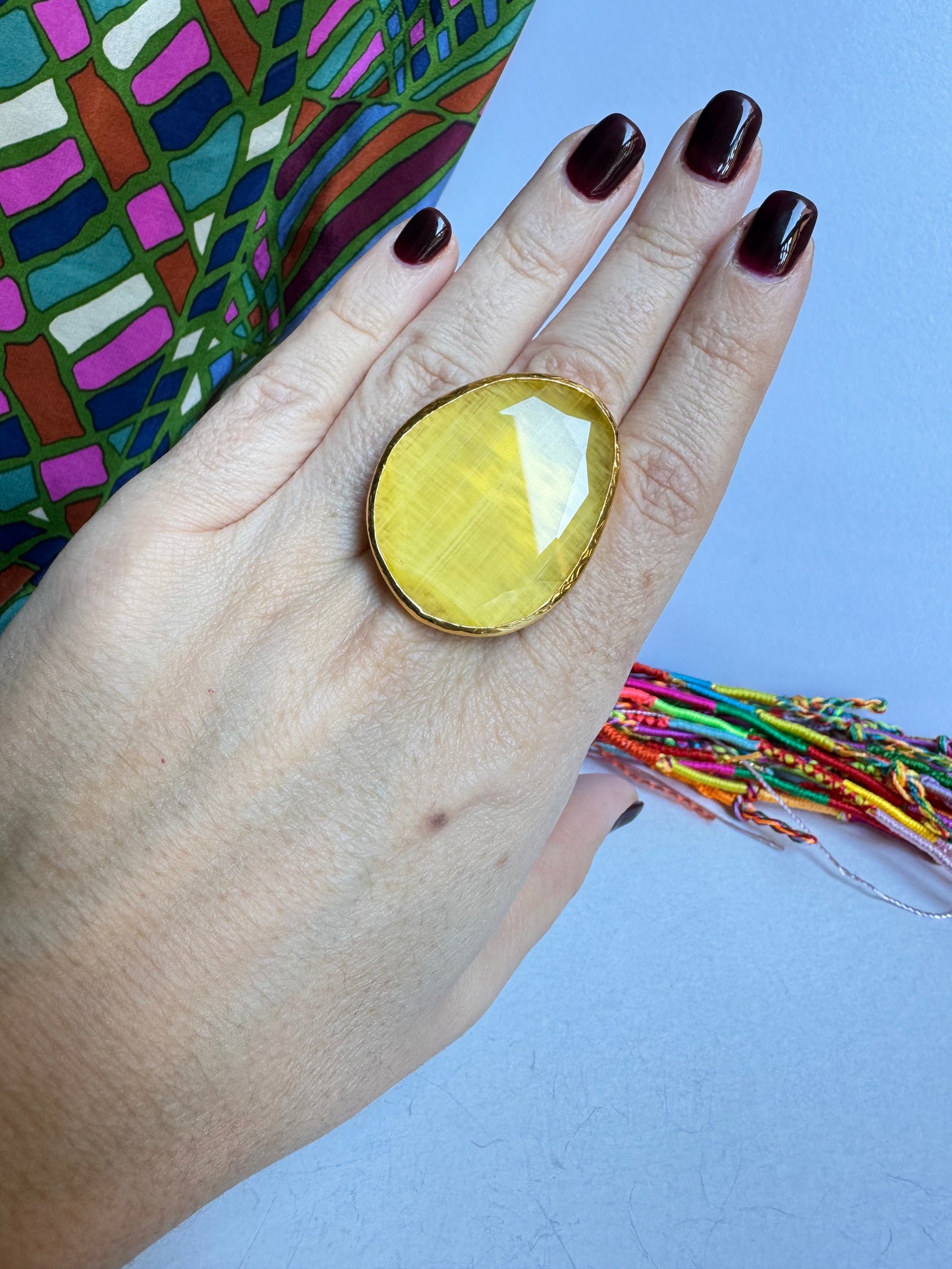 Anello dorato big giallo