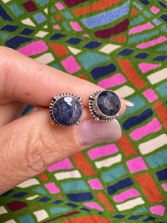 Ohrstecker aus 925er Sterlingsilber mit Lapislazuli