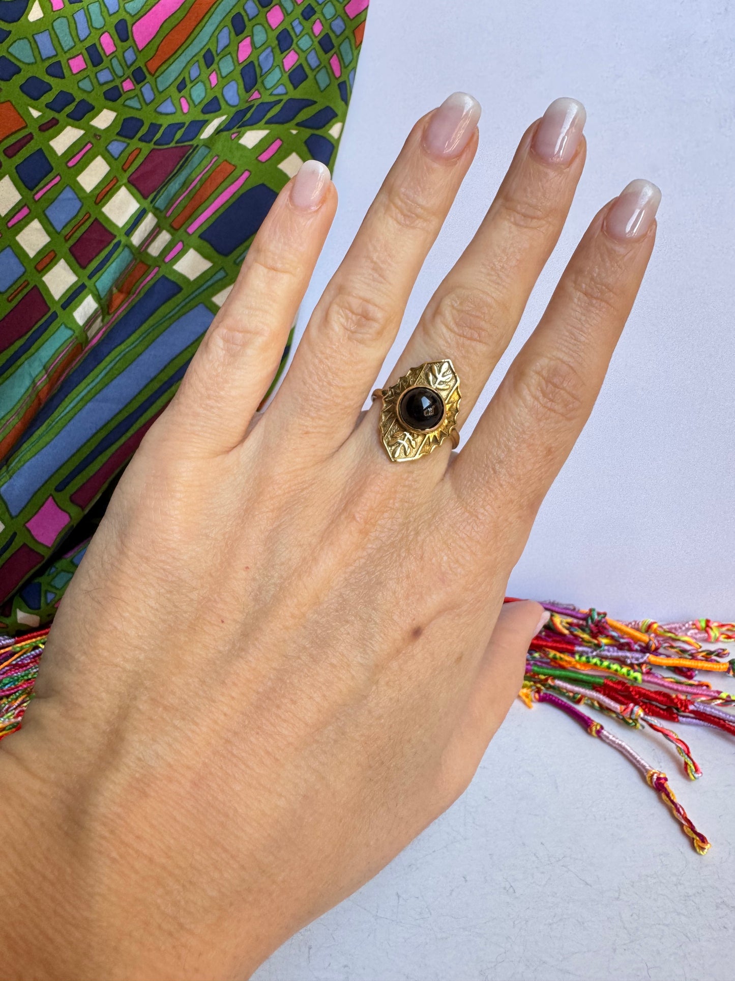 Anello boho dorato onice nero
