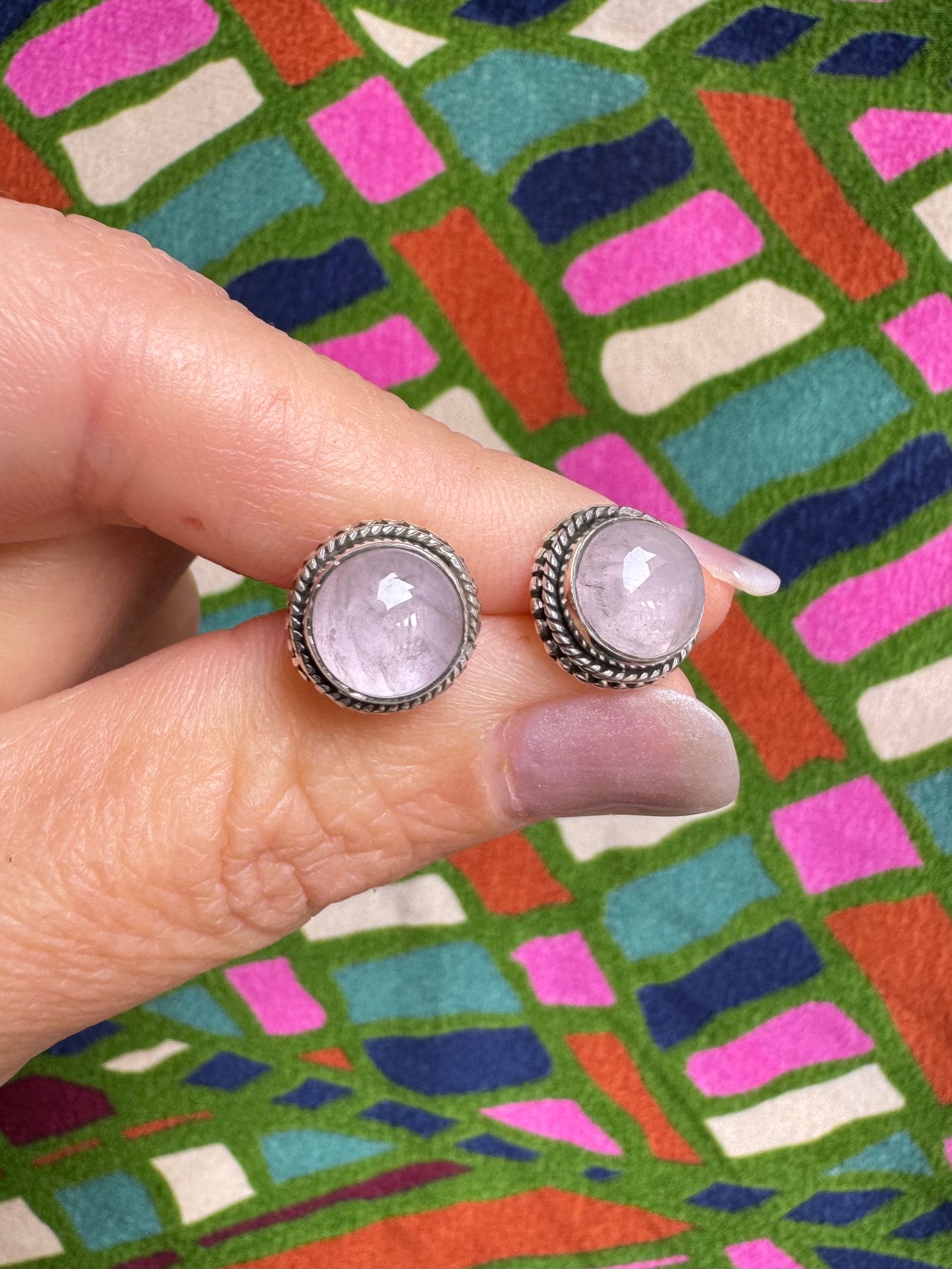 Ohrstecker aus 925er Silber mit Rosenquarz