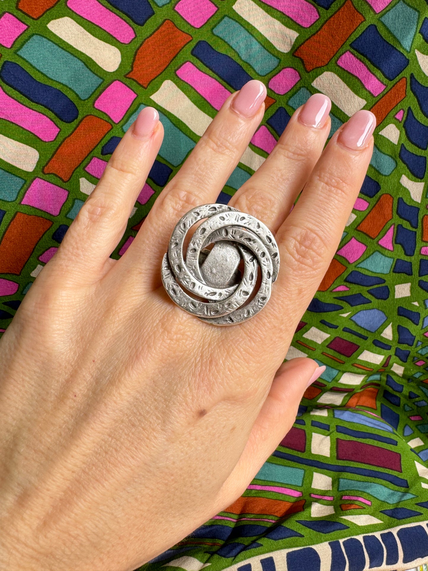 Silver zamak vortex ring