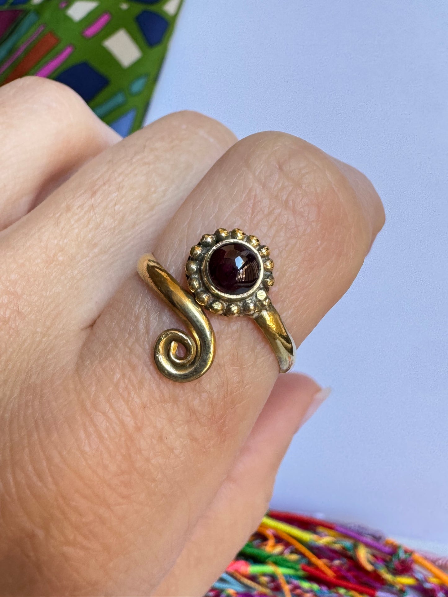 Anello boho dorato rosso
