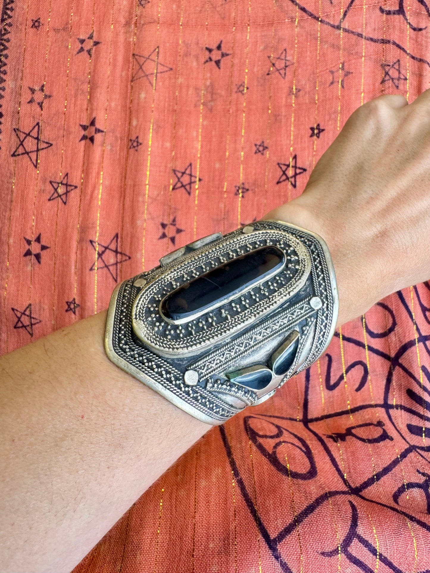 Antique vintage agate open slave bracelet