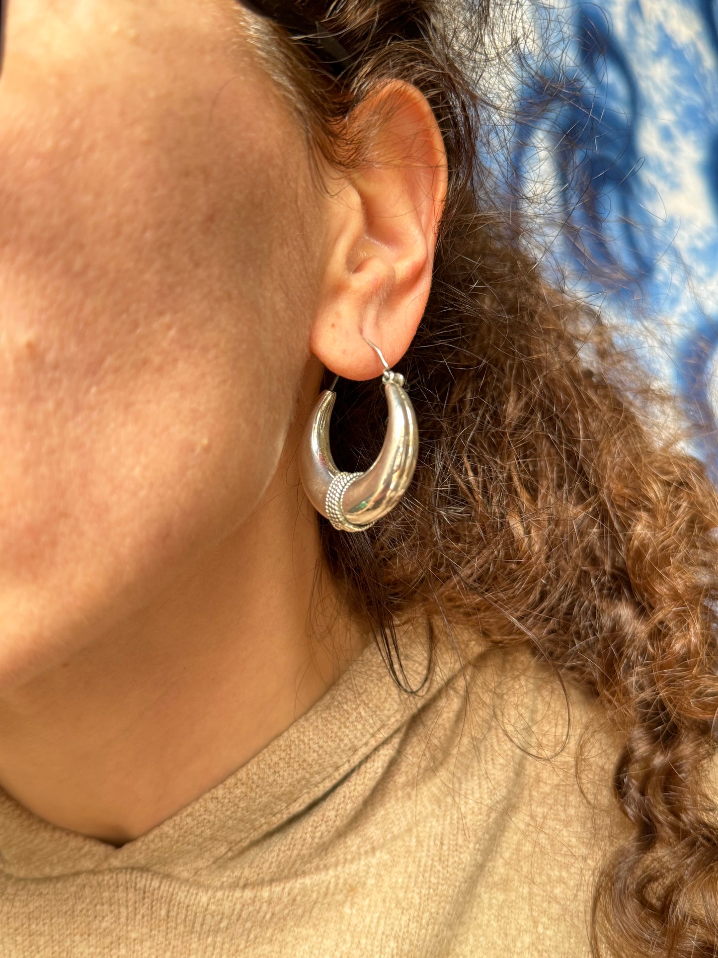 925 T silver tribal domed circle earrings