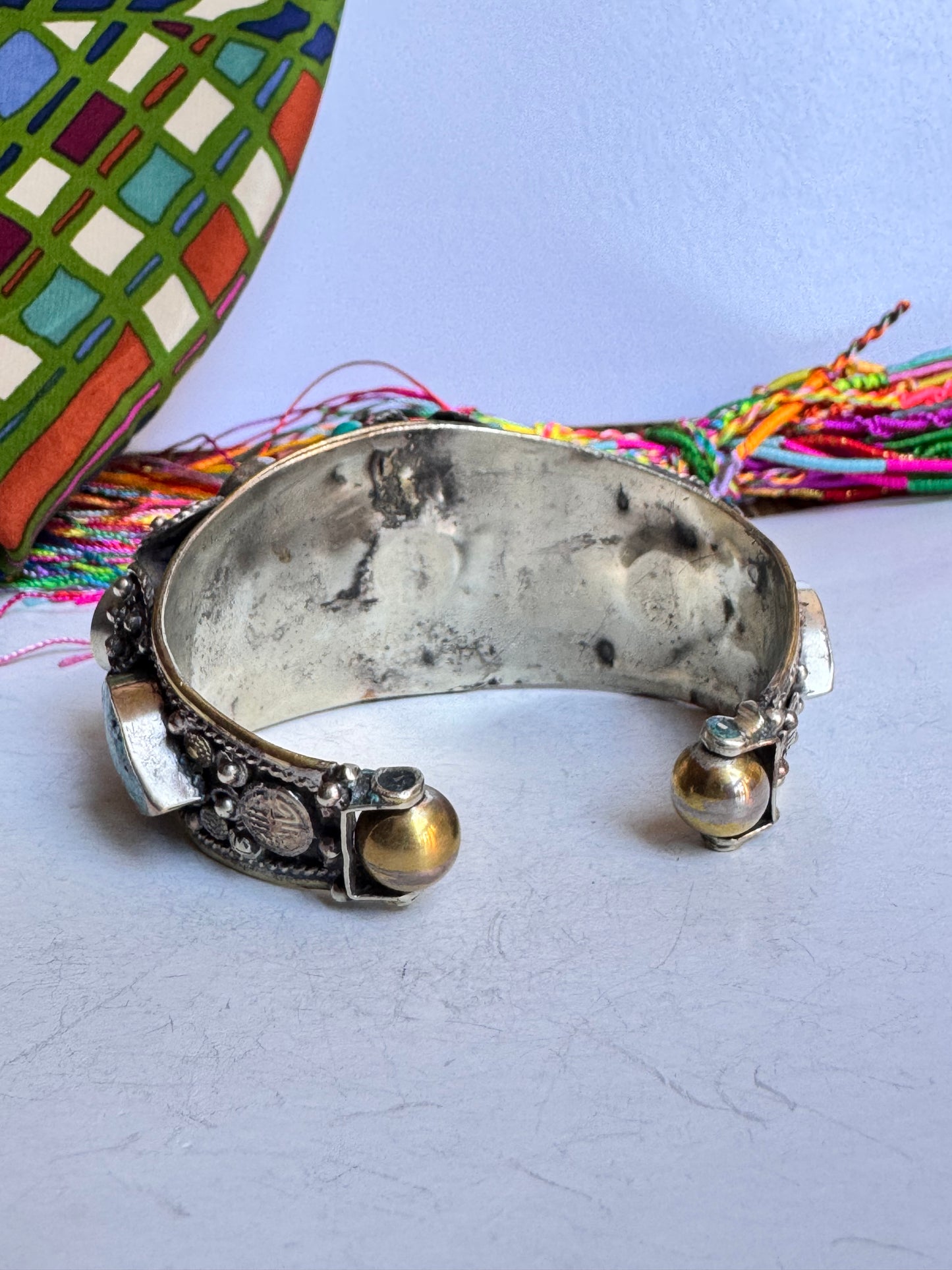 Bracciale rigido nepalese vintage