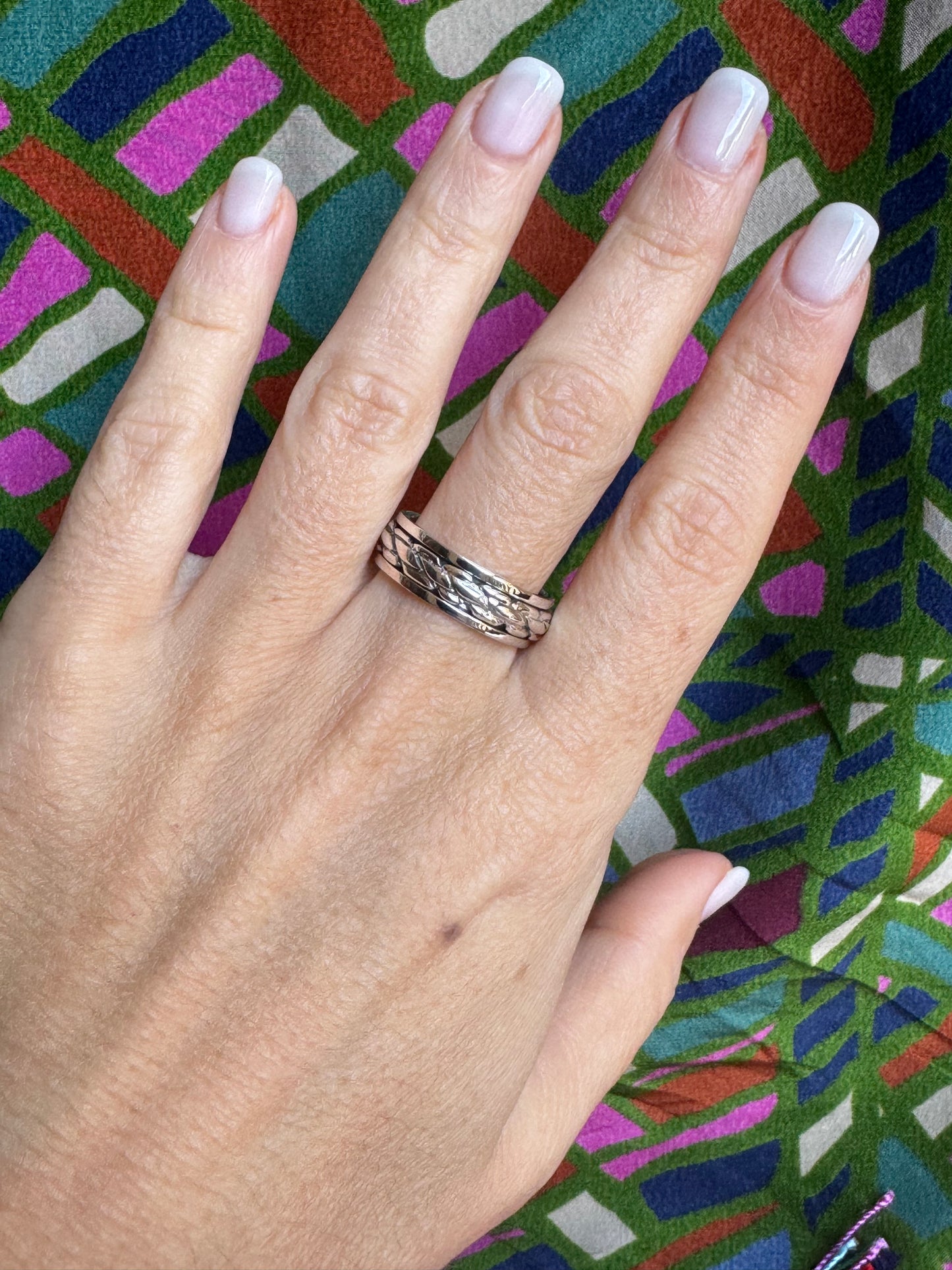 925er Silberring mit perforiertem Ring, Größe 20/21 – Z64