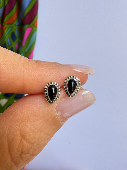 Orecchini mini lobo argento925 onice nero