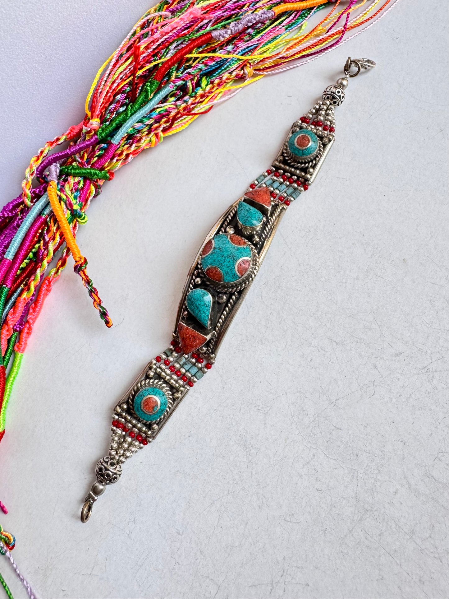 Bracciale nepalese