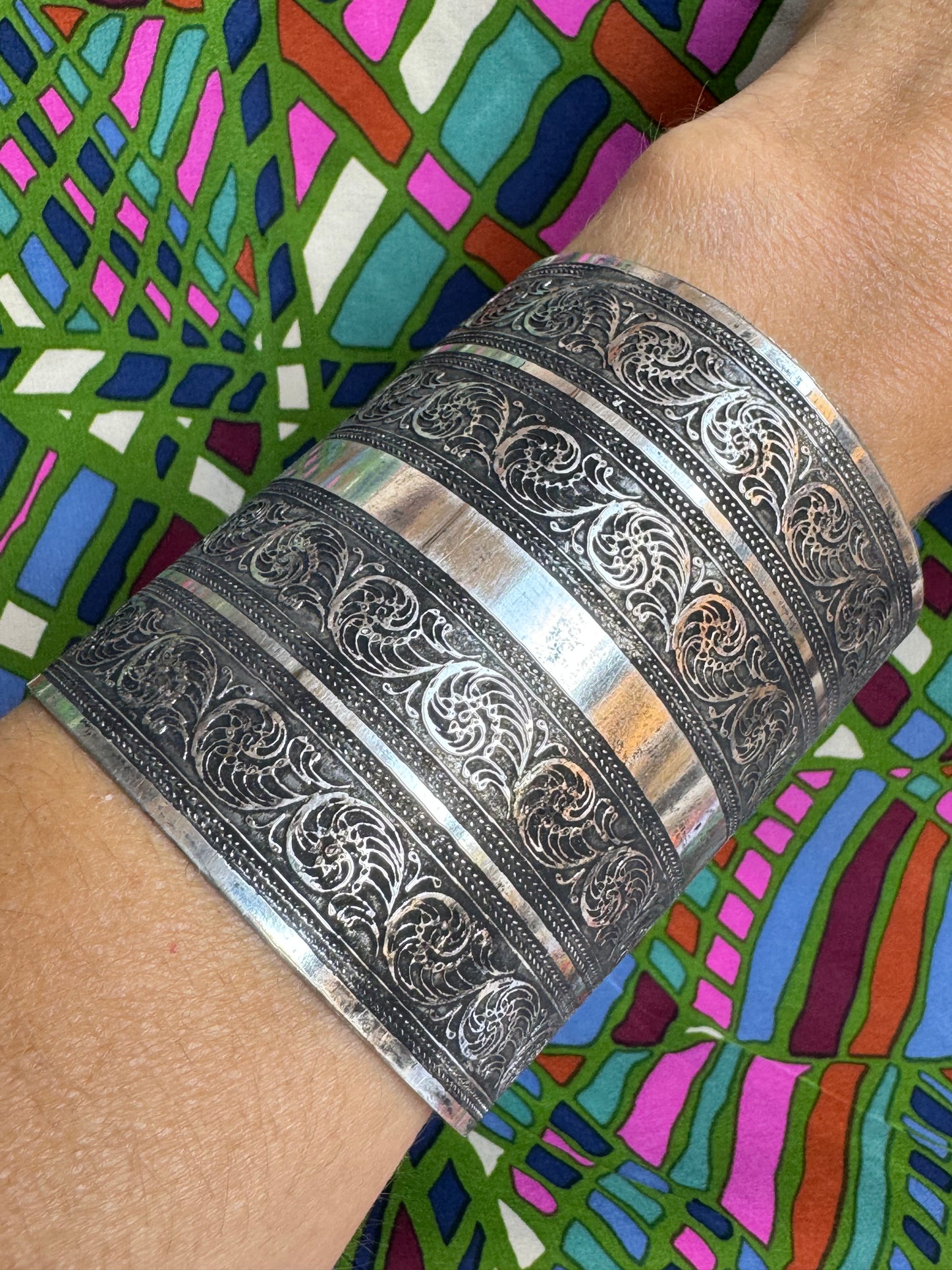 Bracciale bangle argentato