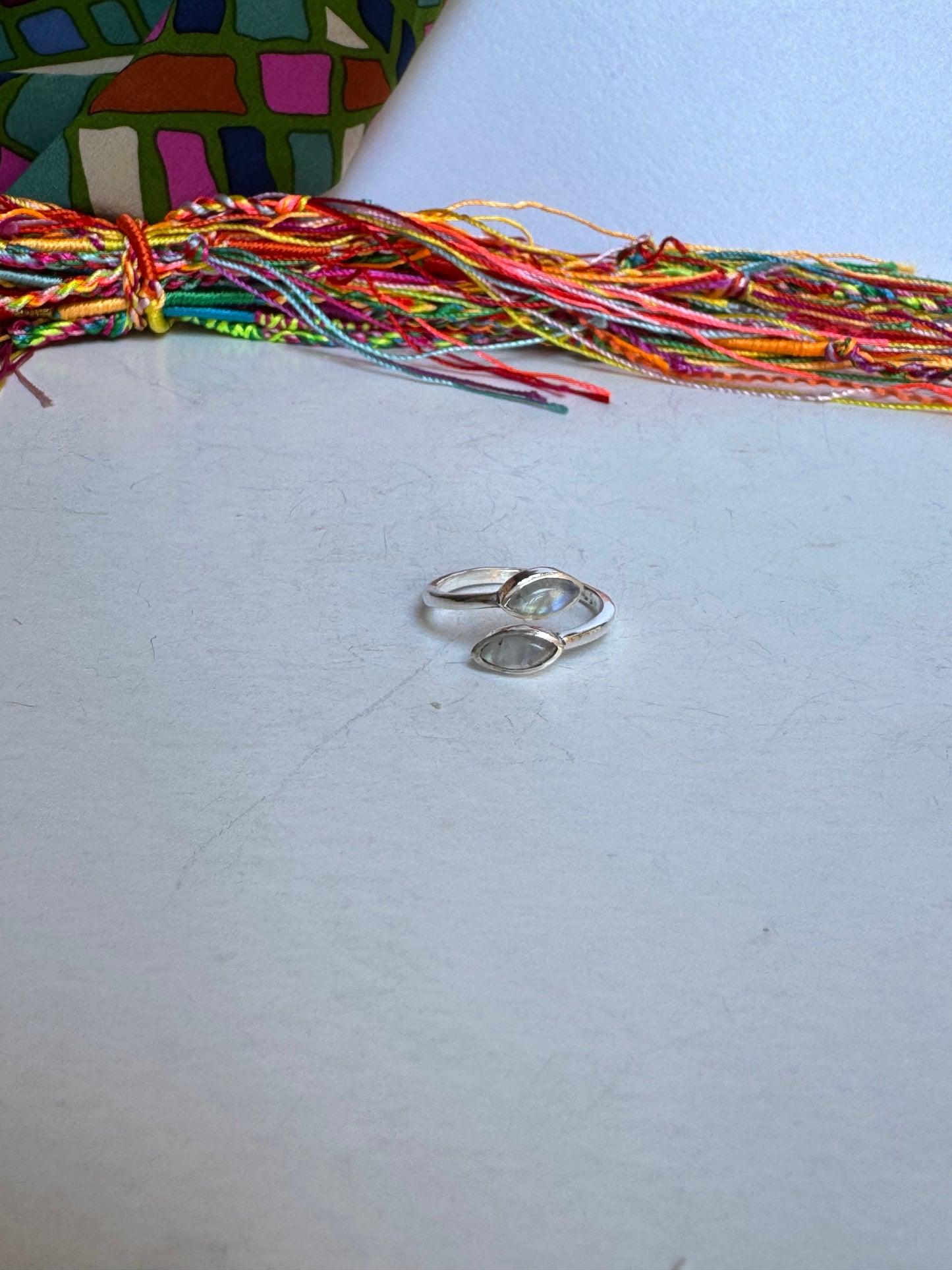 Anello boho argentato pietra di luna