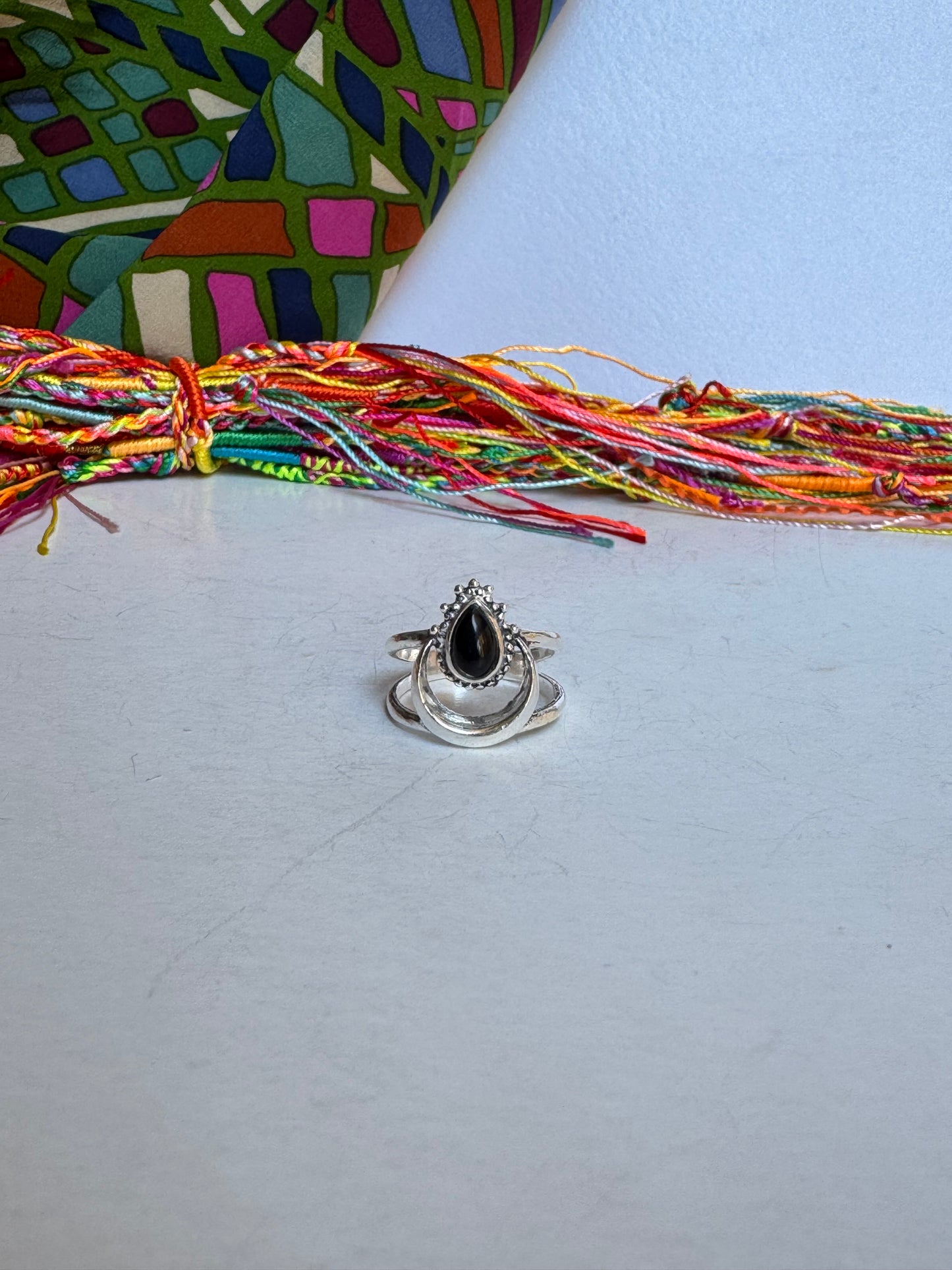 Anello boho argentato onice nero