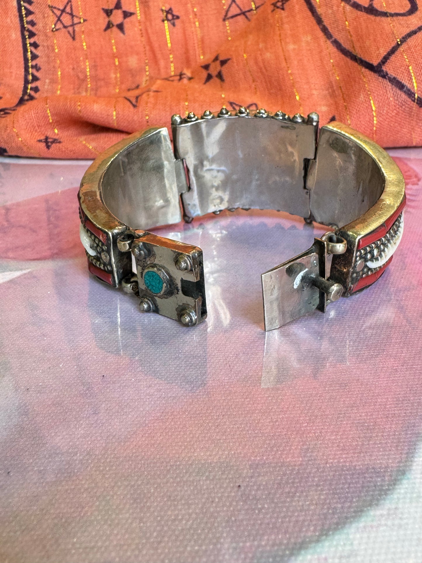 Vintage Orange Shell Nepalese Bangle Bracelet