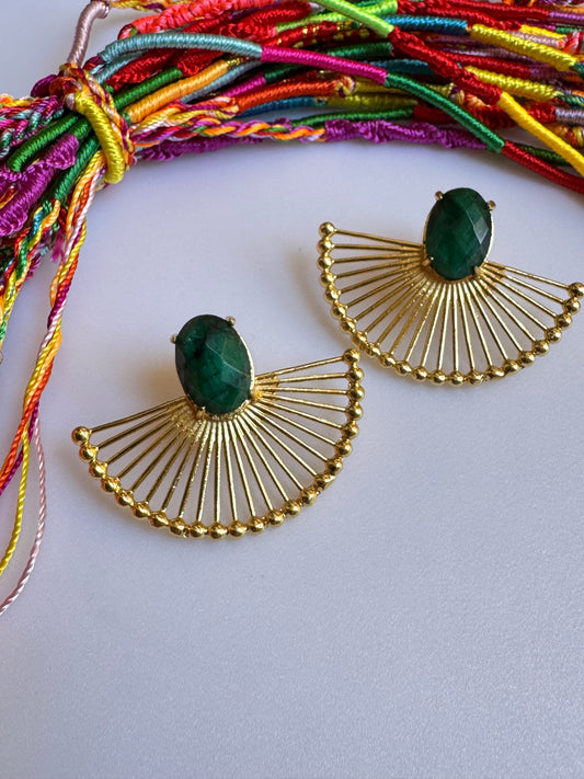 Orecchini dorati mezzo cerchio verde